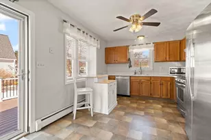 10 Fenwick Cir, Methuen, MA 01844 - Photo 4