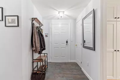 12 Ledgewood Way #8, Peabody, MA 01960 - Photo 2