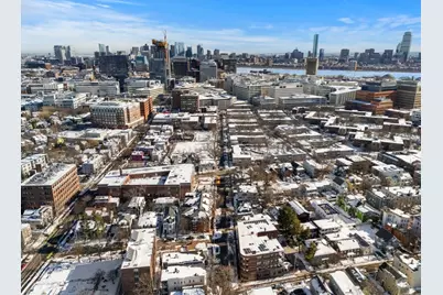 183 Harvard St, Cambridge, MA 02139 - Photo 22