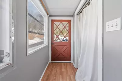 7 Jackson St, Gardner, MA 01440 - Photo 4