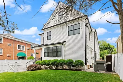 218 Hillside Avenue #218, Needham, MA 02494 - Photo 2