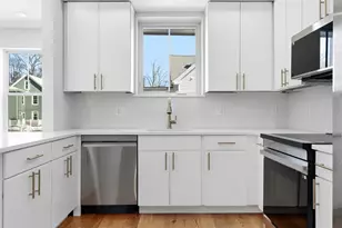 421 High St, Medford, MA 02155 - Photo 6