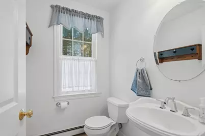 24 Talbott Farm Dr, Mendon, MA 01756 - Photo 14