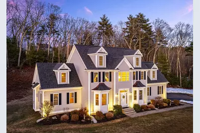 7 Jewell Crossing, Mendon, MA 01756 - Photo 2