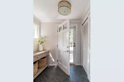 31 Martin Rd, Wellesley, MA 02481 - Photo 2