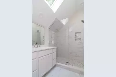 31 Martin Rd, Wellesley, MA 02481 - Photo 16