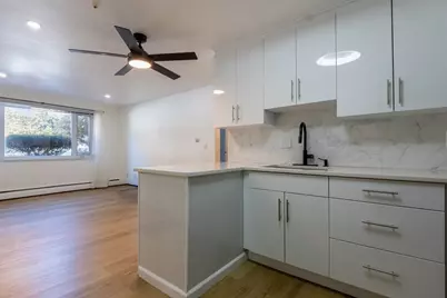 186 Lexington St #3, Watertown, MA 02472 - Photo 4