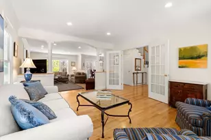 25 Blueberry Ln, Westwood, MA 02090 - Photo 4