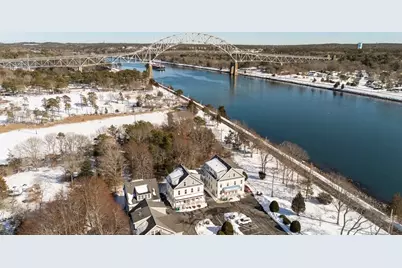 6 Honora Ln #6, Bourne, MA 02532 - Photo 1