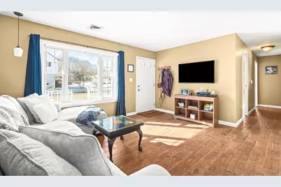 174 River Rd, Lowell, MA 01852 - Photo 8