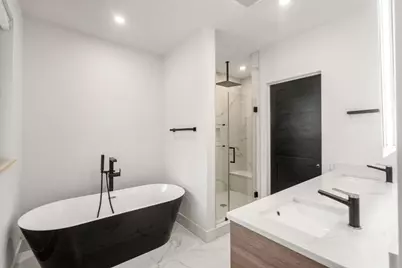 1242-1244 Beacon St #1242, Newton, MA 02468 - Photo 16