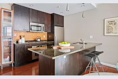 35 Fay St #215, Boston, MA 02118 - Photo 6