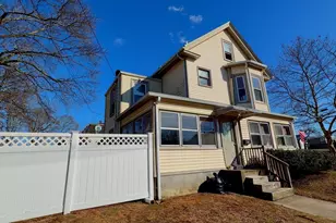 13 Wright St, Stoneham, MA 02180 - Photo 1