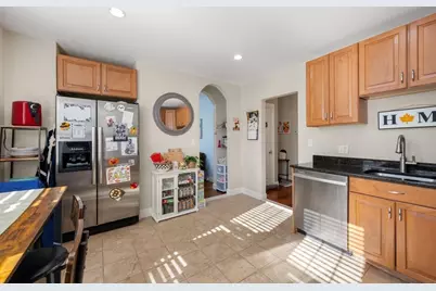 76 Taft Ave #1, Newton, MA 02465 - Photo 4