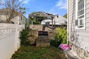 76 Taft Ave, Newton, MA 02465 - Photo 18