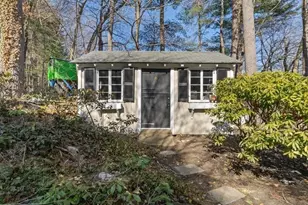 170 Benvenue St, Wellesley, MA 02482 - Photo 26