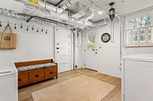 170 Benvenue St, Wellesley, MA 02482 - Photo 20