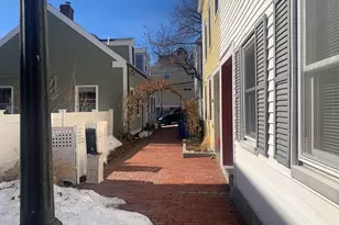 8 Avon Pl, Boston, MA 02129 - Photo 4