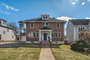 24 Mellen St, Needham, MA 02494 - Photo 1