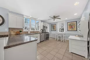 24 Mellen St, Needham, MA 02494 - Photo 8