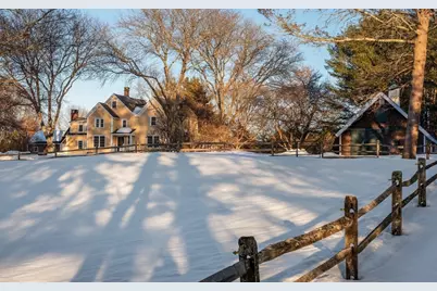 38 Candlewood Rd, Ipswich, MA 01938 - Photo 1