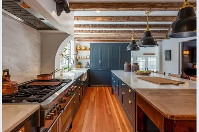 38 Candlewood Rd, Ipswich, MA 01938 - Photo 10