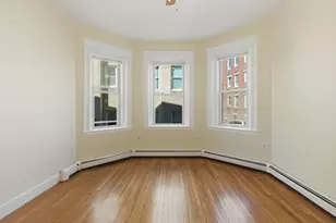 1673 Commonwealth Ave, Boston, MA 02135 - Photo 2