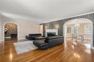 340 N Main St, Natick, MA 01760 - Photo 4