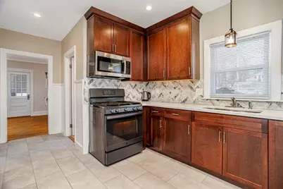 21 Porter St, Leominster, MA 01453 - Photo 4