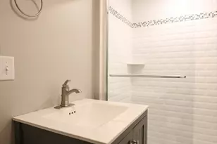 19 Lincoln Ave, Somerville, MA 02145 - Photo 16