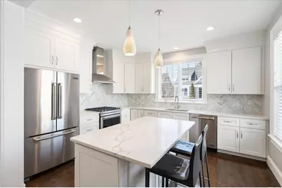 10 Tanglewood Dr #10, Framingham, MA 01701 - Photo 4