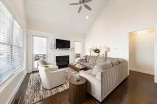 10 Tanglewood Dr, Framingham, MA 01701 - Photo 12