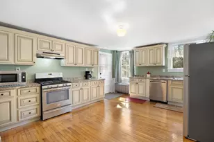 96 College St, South Hadley, MA 01075 - Photo 6