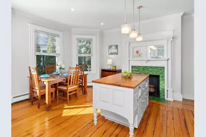 15 Henshaw St #1, Boston, MA 02135 - Photo 8