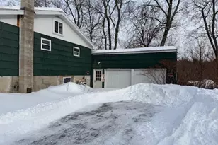 4 Ashley Rd, North Brookfield, MA 01535 - Photo 2