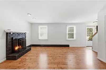 4 N Meadow Ln, Charlton, MA 01507 - Photo 8