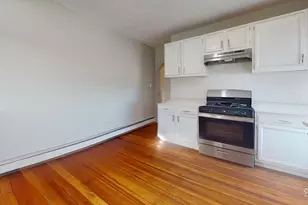 280 McGrath Hwy, Somerville, MA 02145 - Photo 2