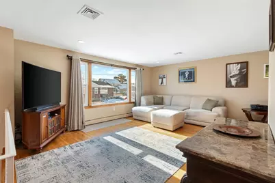 102 Suffolk St, Malden, MA 02148 - Photo 6
