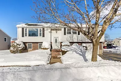 102 Suffolk St, Malden, MA 02148 - Photo 1