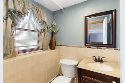 102 Suffolk St, Malden, MA 02148 - Photo 24