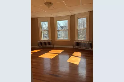 658 Sumner Ave #2, Springfield, MA 01108 - Photo 6