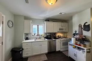 72 Wellington Hill, Boston, MA 02126 - Photo 8