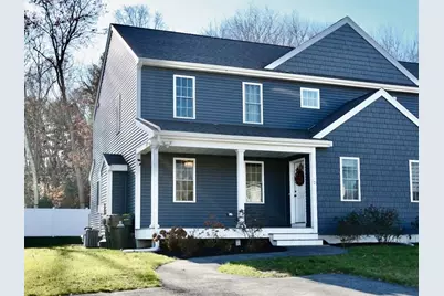 10 Oak Meadow Pl #10, Bridgewater, MA 02324 - Photo 1