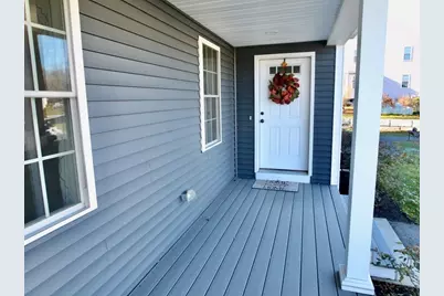 10 Oak Meadow Pl #10, Bridgewater, MA 02324 - Photo 4