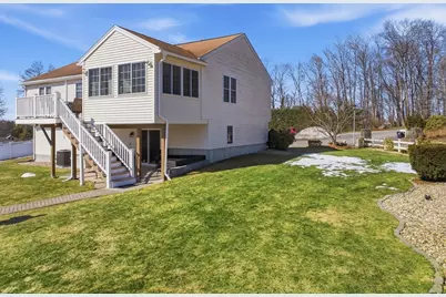 16 Princeton Rd, Hudson, MA 01749 - Photo 32