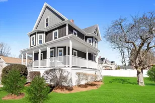 19 Laurel St, Saugus, MA 01906 - Photo 34