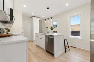 19 Laurel St, Saugus, MA 01906 - Photo 18