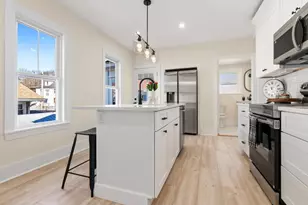 19 Laurel St, Saugus, MA 01906 - Photo 16