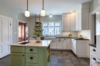 40 Clark St, Easthampton, MA 01027 - Photo 4