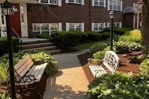 15 Cass St, Boston, MA 02132 - Photo 32